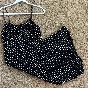 American Eagle Black and White Smocked Top